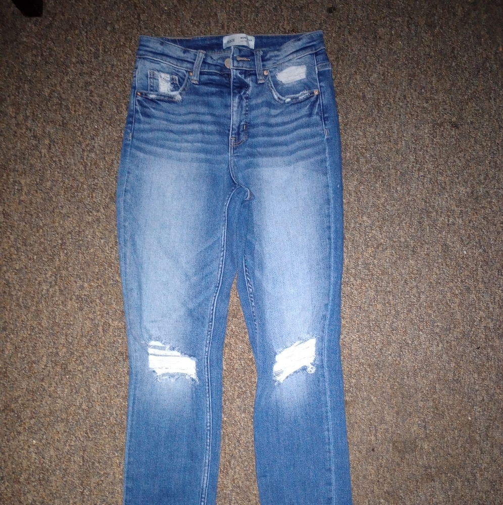 BKE Women's Light Blue Distressed Skinny Jeans